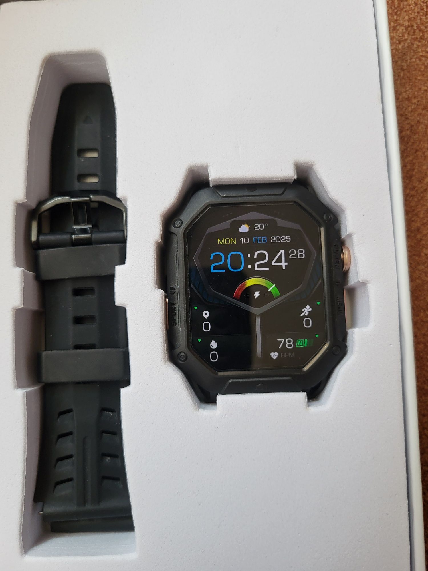 Телефон CUBOT и смарт часовник CUBOT