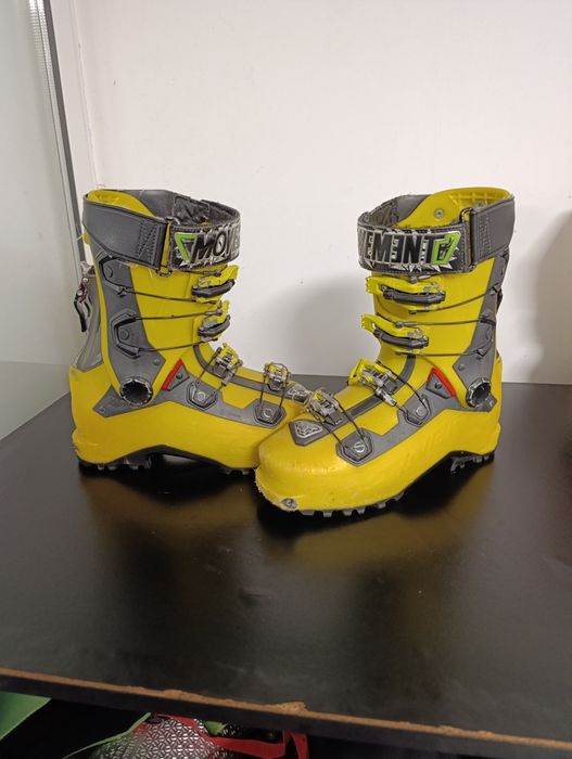 Clăpari Schi de Tură Dynafit Khion