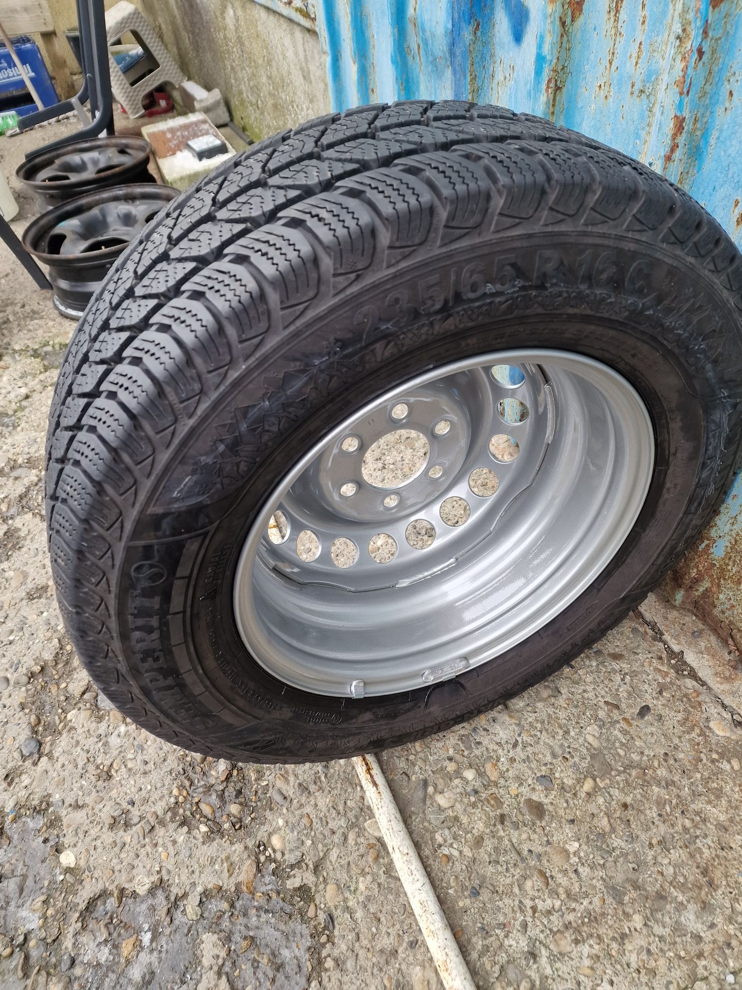 Anvelopă+Jantă 235.65.16C Mercedes Sprinter Rezervă Nouă In 6 Prezoane
