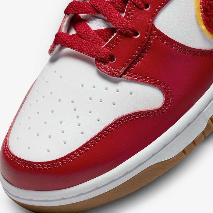 Nike Dunk Hi Retro University Sneakers (DR8805-101)