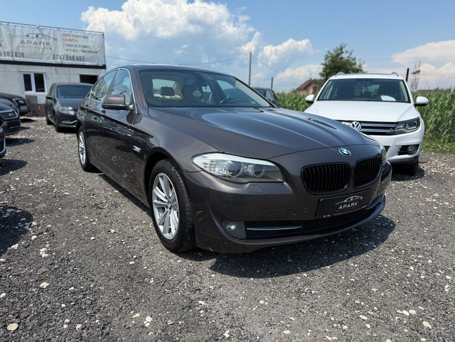 BMW Seria 5 BMW 520 D automată