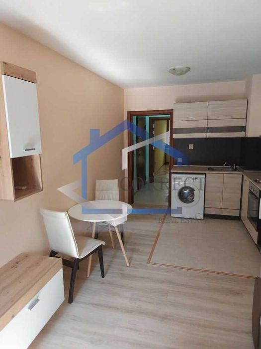 Дава се под наем Двустаен апартамент в Варна, Базар Левски - 60 кв.м за 382.5 € - Снимка #1