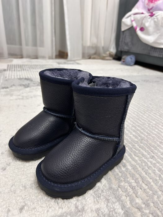 Продам зимние сапоги