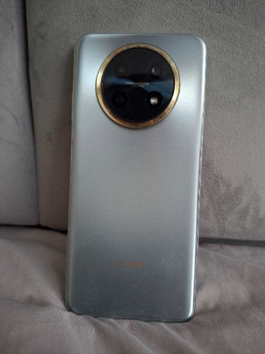 Huawei nova y91. 128гб память 11гб оперативка