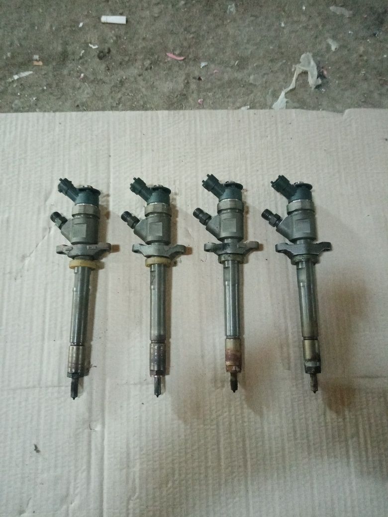 Injector/injectoare Ford Focus 0445110353 9M5Q-9F593-AA
