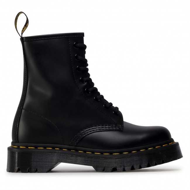 Bocanci DR. Martens NOI