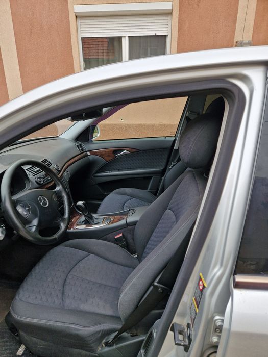De vânzare Mercedes Benz E 200