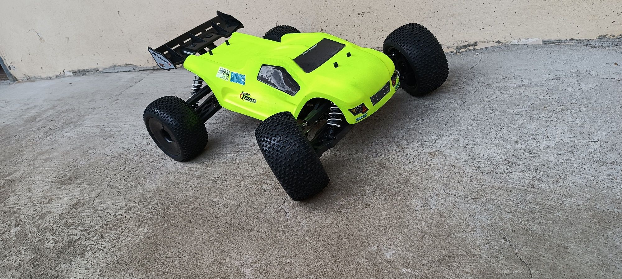 Automodel masina Monster Truck brushless 1:8 RTR (80+km, Traxxas, Hpi)