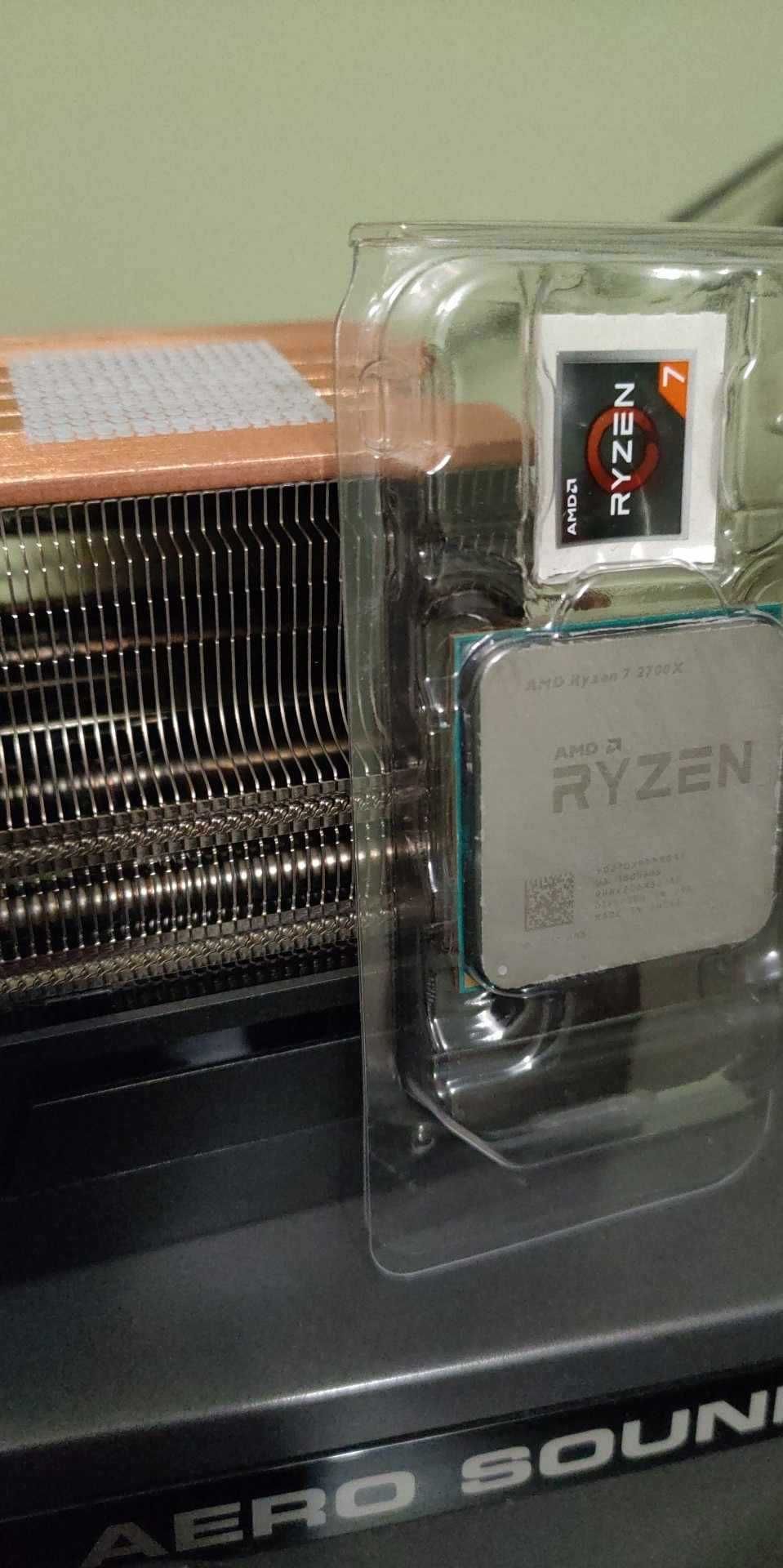 AMD Ryzen 7 2700X 8-Core 3.7GHz AM4 Box