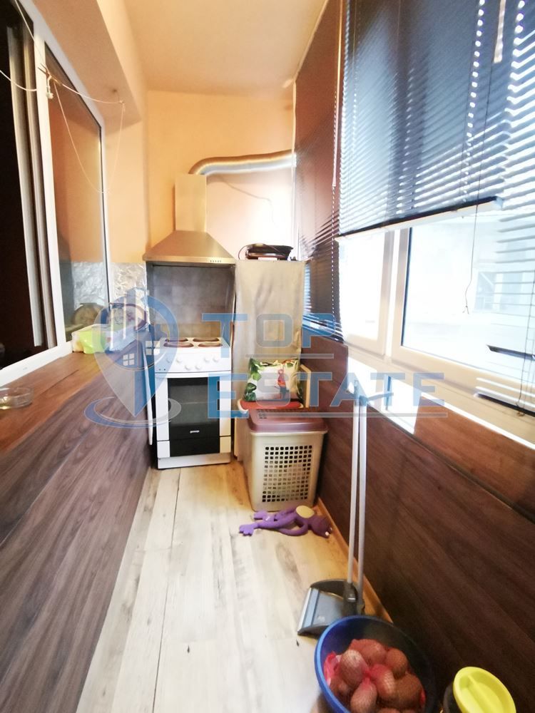 Продава се Тристаен апартамент в Горна Оряховица - 70 кв.м за 984 €/кв.м - Снимка #8