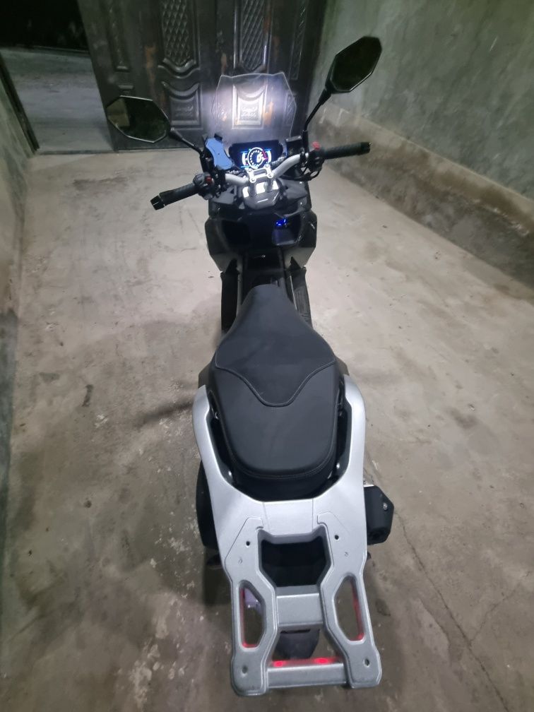 Moto,Skuter Yangi