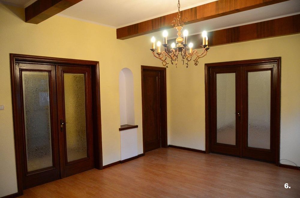 Apartament 4 camere, 152mp total, în vilă interbelică cu personalitate