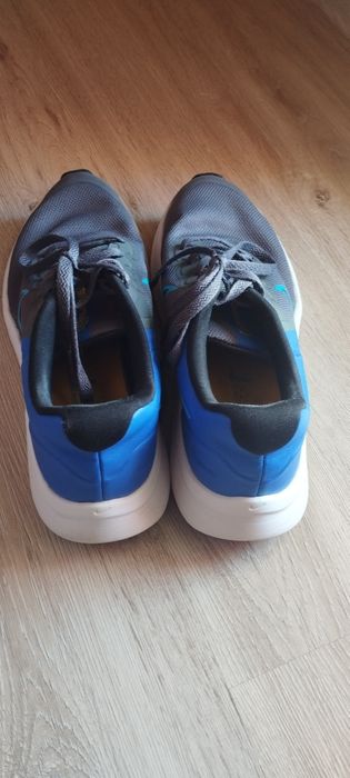 Nike маратонки запазени 38,5 за 50 лв.