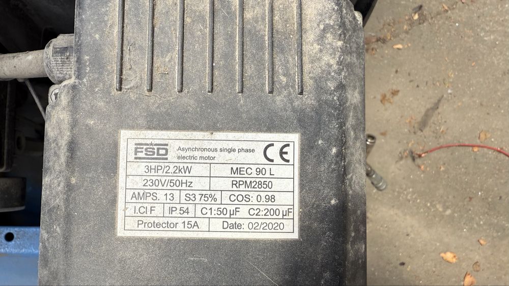 Compresor aer 270 litri, 2 motoare, 6 cai putere, NUAIR Italia