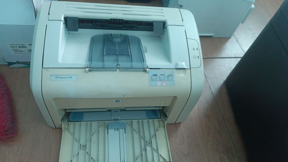 Продам принтер НР 1018