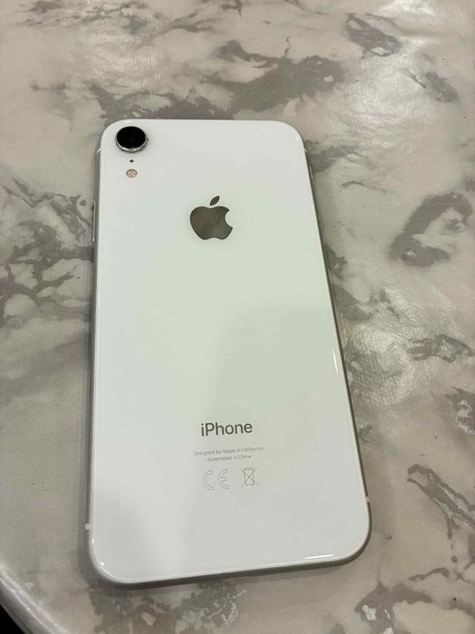 Vand Iphone XR 64 GB Sanatatea bateriei este 78%