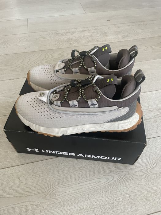 Under armour hovr summit dlt 99