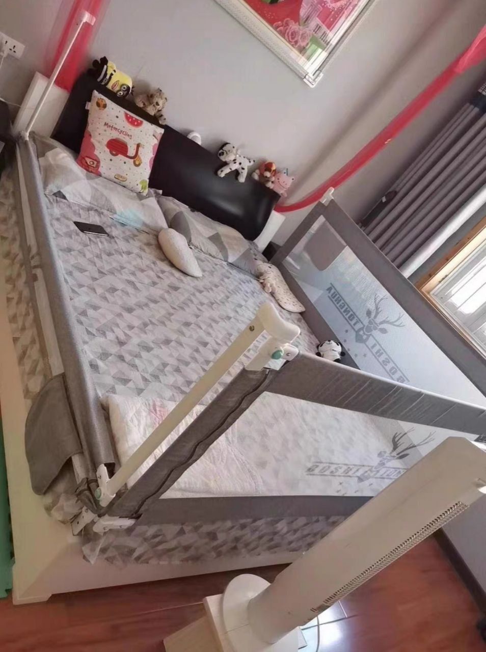 Защитный барьер на кровать