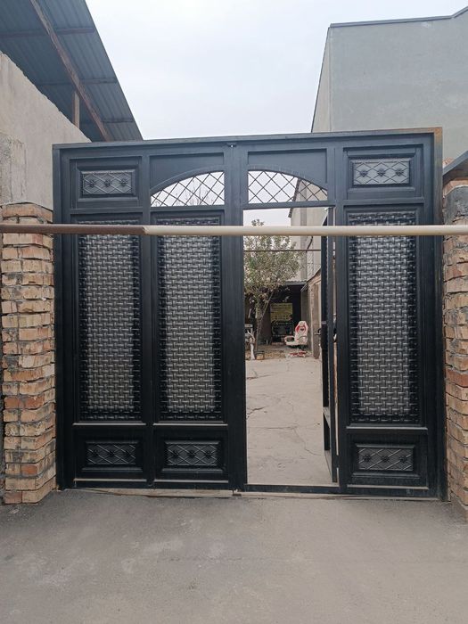 Уй сотилади Файзобод, Ок билол махаллада!