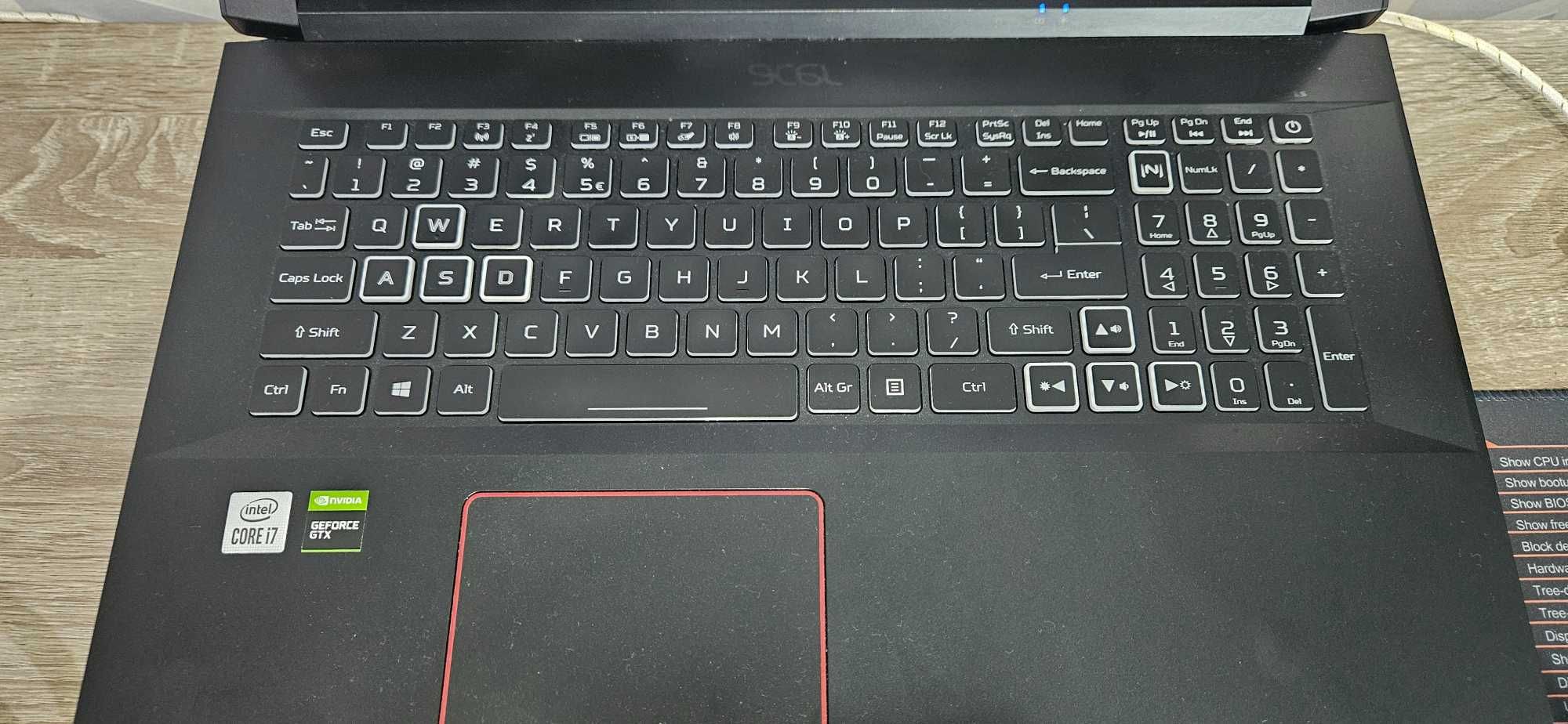 Продавам Acer Nitro 5 – i7, 17,3inch, 16GB RAM, GTX 1660 Ti