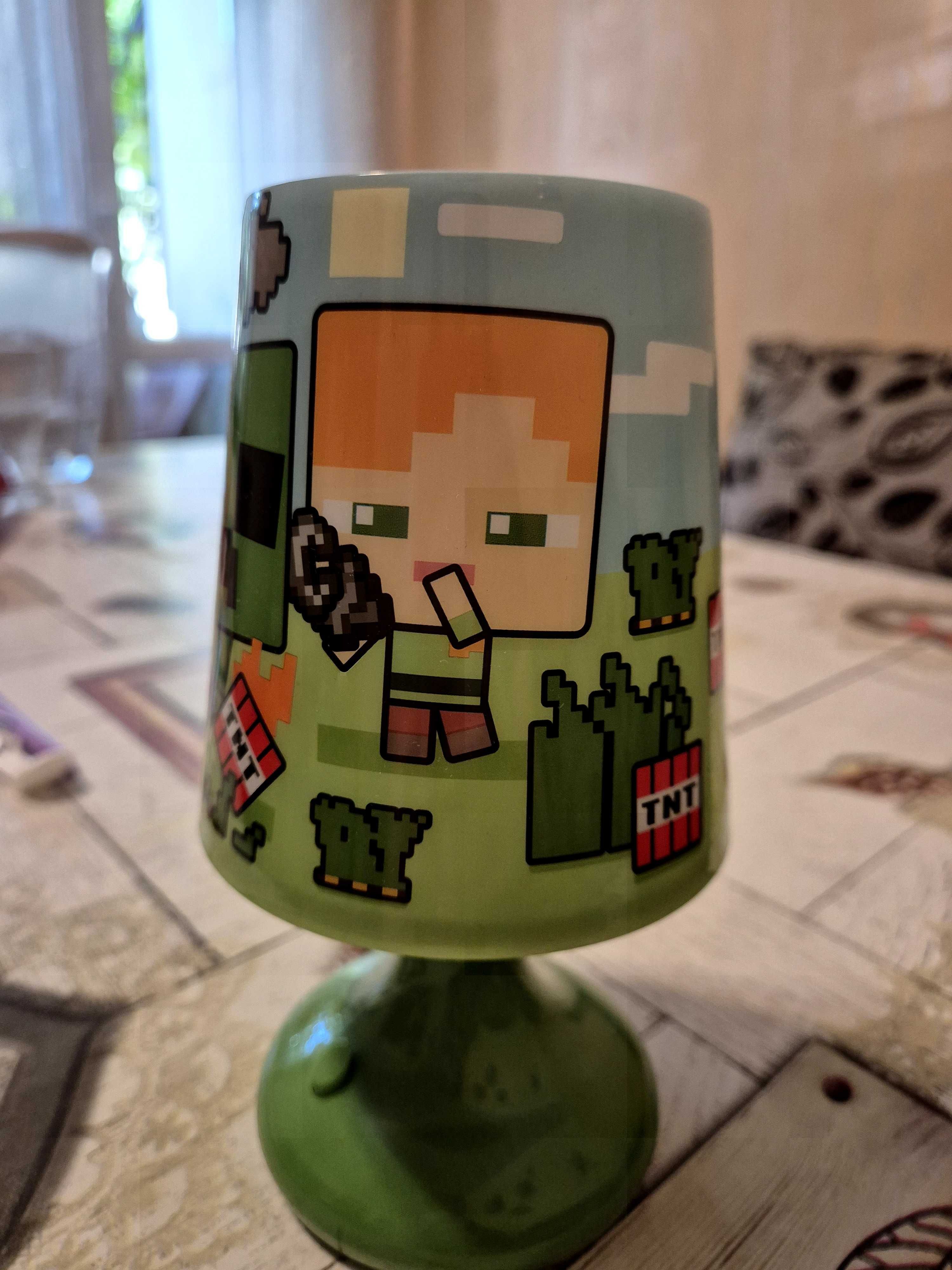 Нощна лампа Minecraft нова