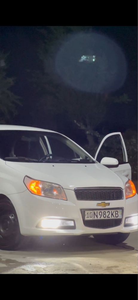 Машина chevrolet nexia 3 Ravon