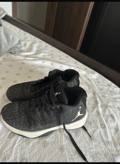 adidasi jordan baschet