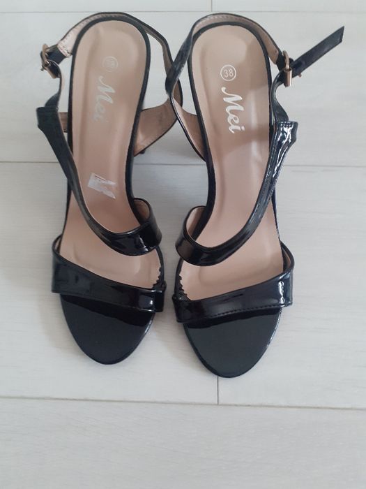 Sandale damă  cu toc