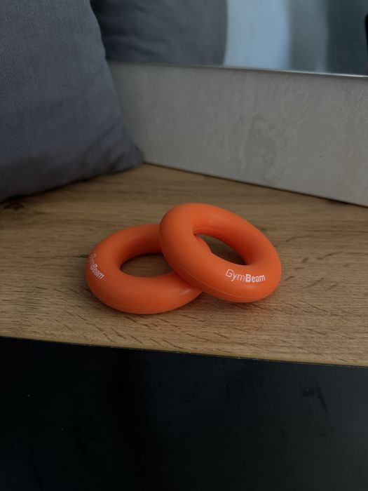 Чисто НОВИ фитнес принадлежности на GymBeam/употр. щанга-20кг