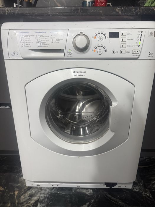 Стиральная машина Hotpoint Aristion