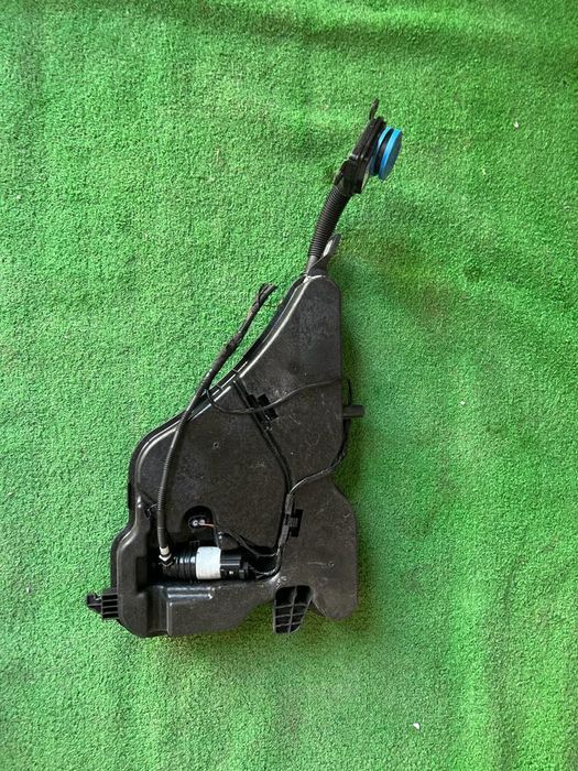 Bmw M3 M4 G80 G82 Rezervor apa parbriz complet cu pompa