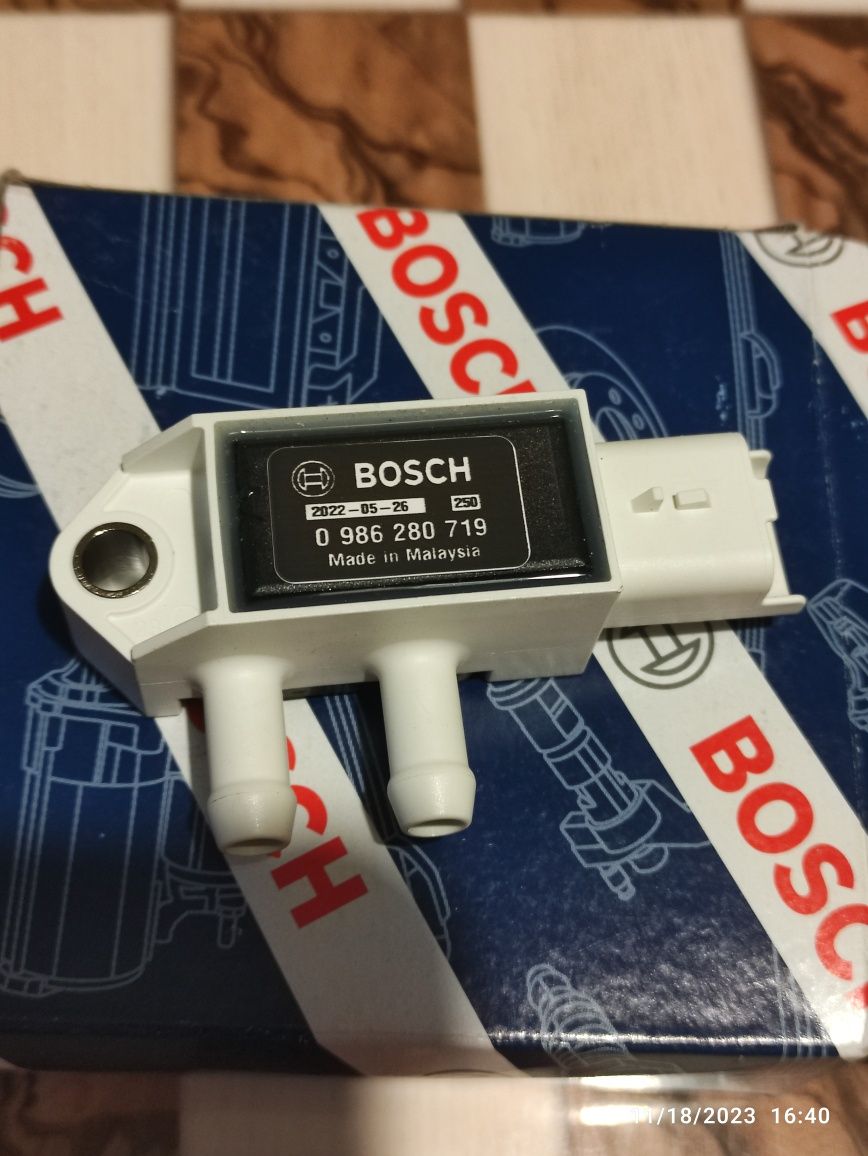 Продавам датчик Bosch за Рено Сценик