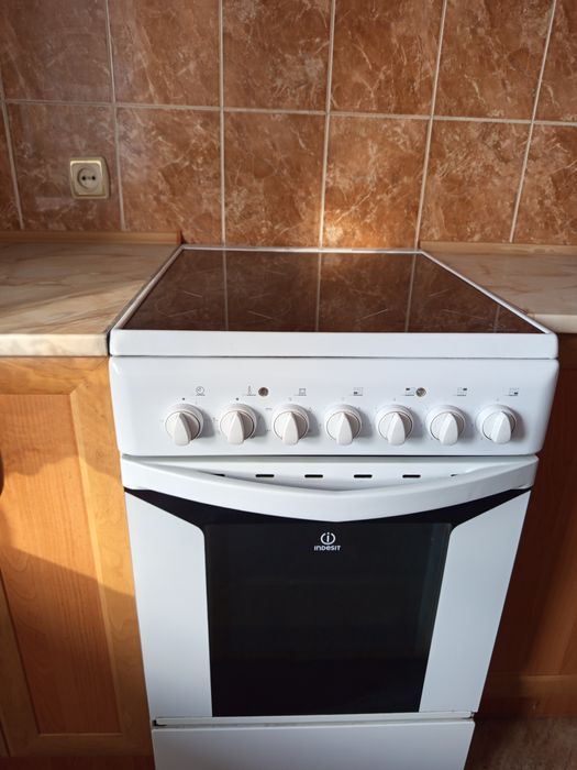 Продам электроплита