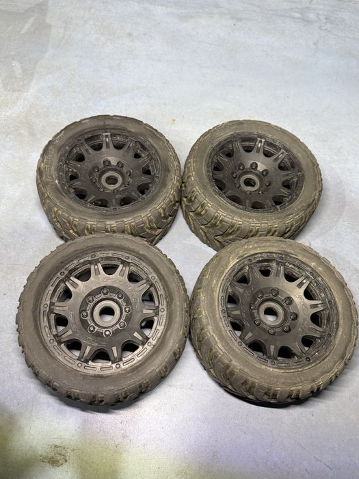 Arrma Outcast 8s EXB