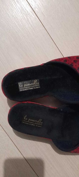 Papuci de casa stil saboti din catifea