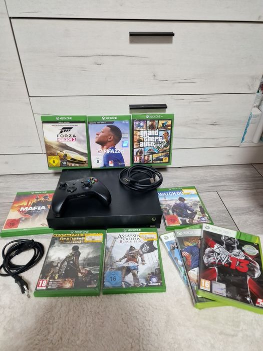 Consola Microsoft Xbox One X, Controller + 10 Jocuri +Statie Incarcare