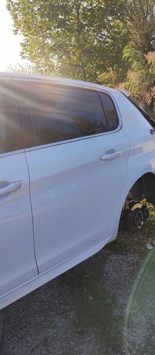 Задна лява врата Peugeot 308 хечбег бяла перла