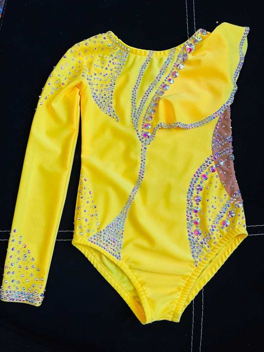 Трико за художествена гимнастика