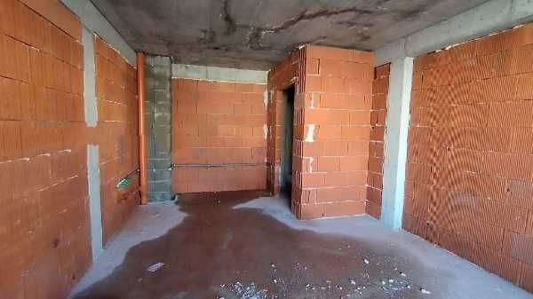 Продава се Двустаен апартамент в Пловдив, Южен - 62 кв.м за 967 €/кв.м - Снимка #1