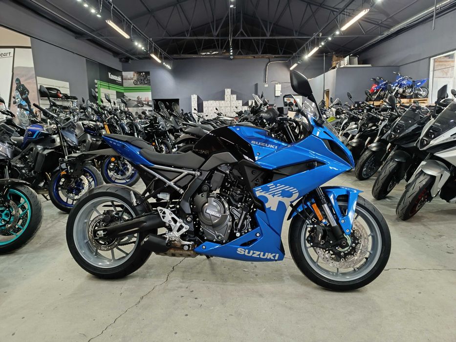 Suzuki GSX-8R M5 2025 nou prin Suzuki Constanta