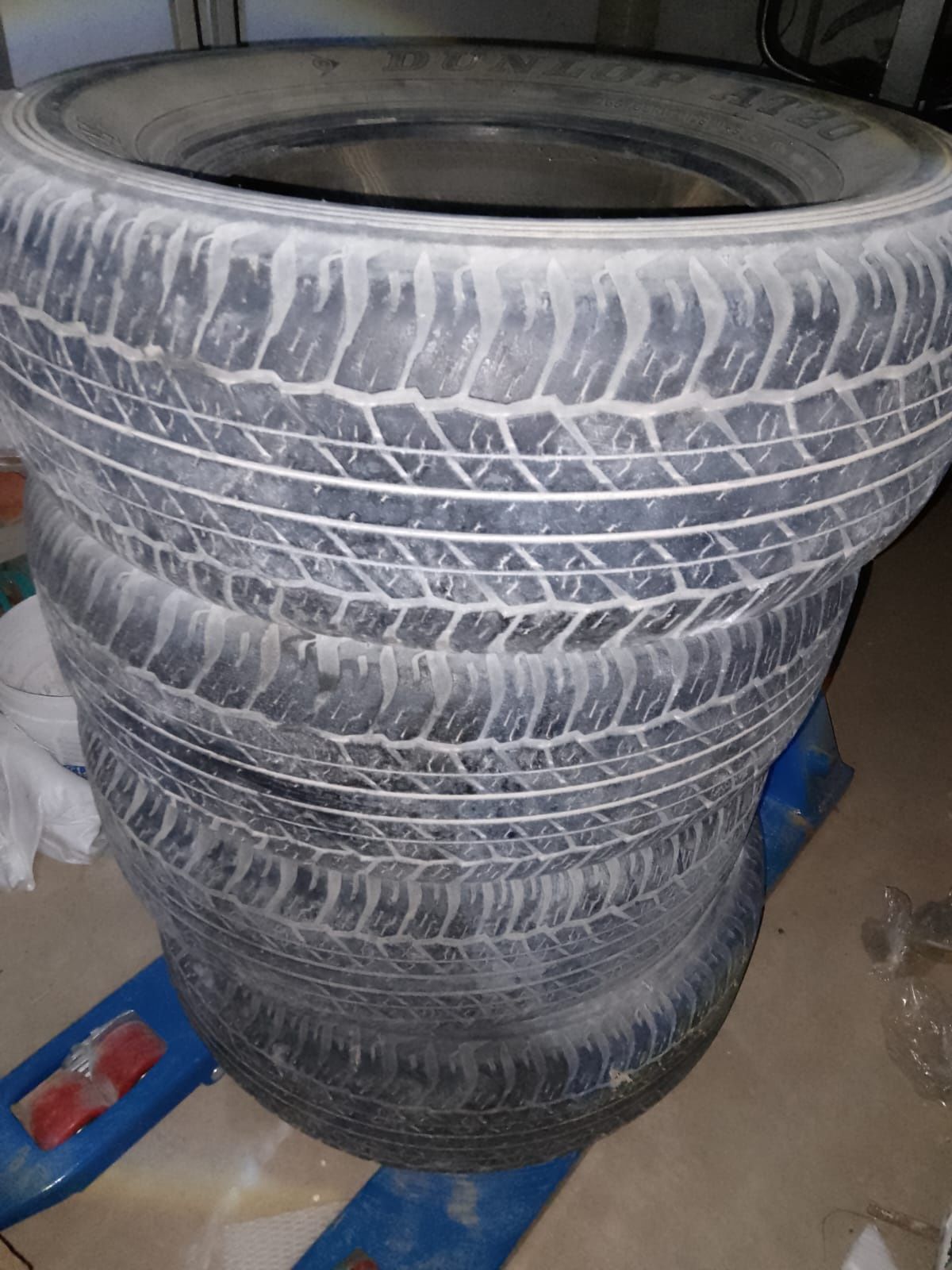 Сатылады Шины 265/65 R17