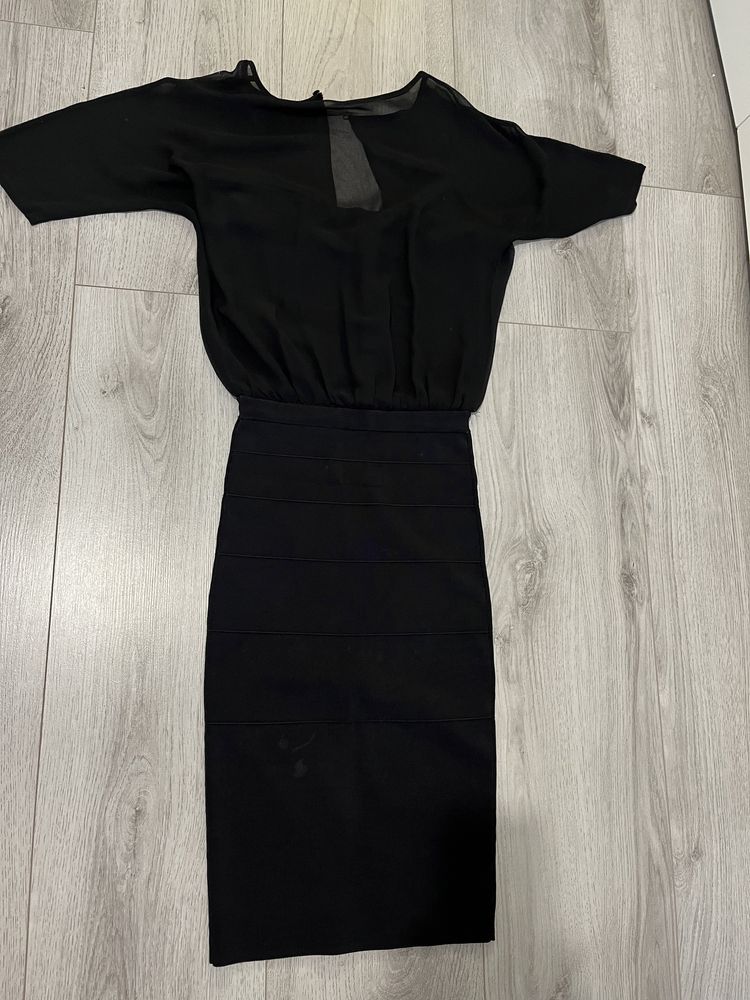 Rochie elastica Guess Marciano marimea S - M