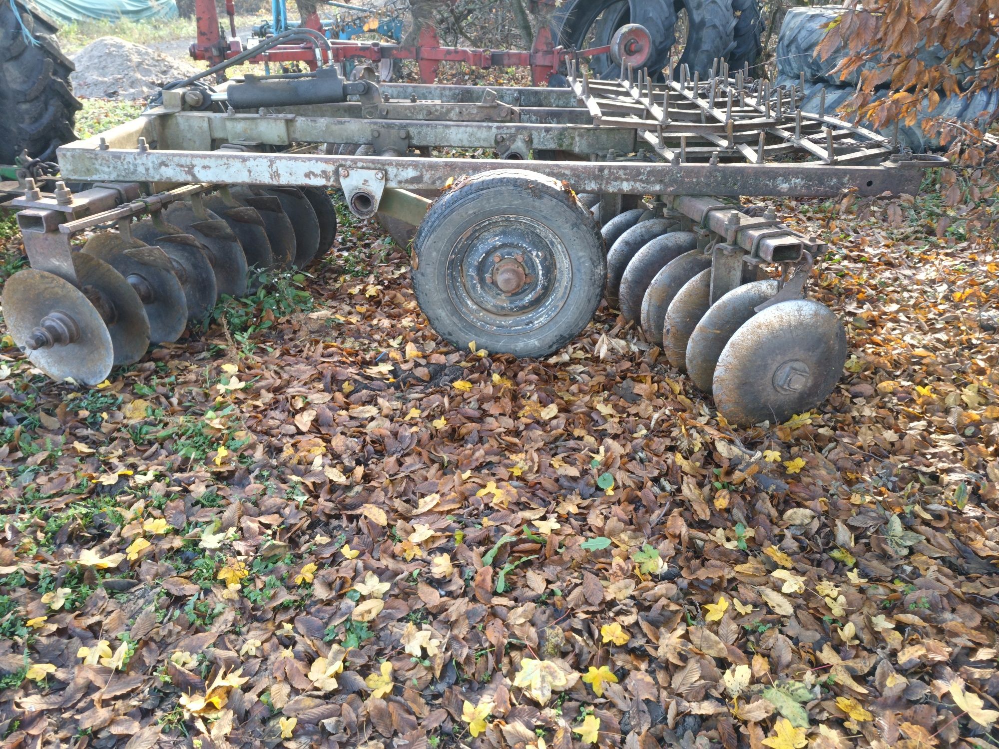 Vând disc agricol de 3,2 masa de lucru