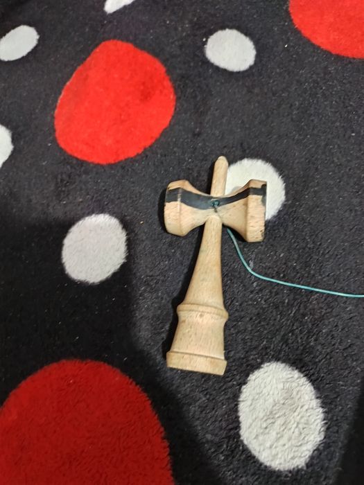 Kendama nici o firma grip foarte bun