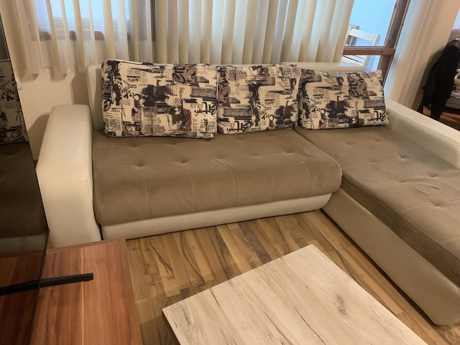 Диван ъглов подарявам