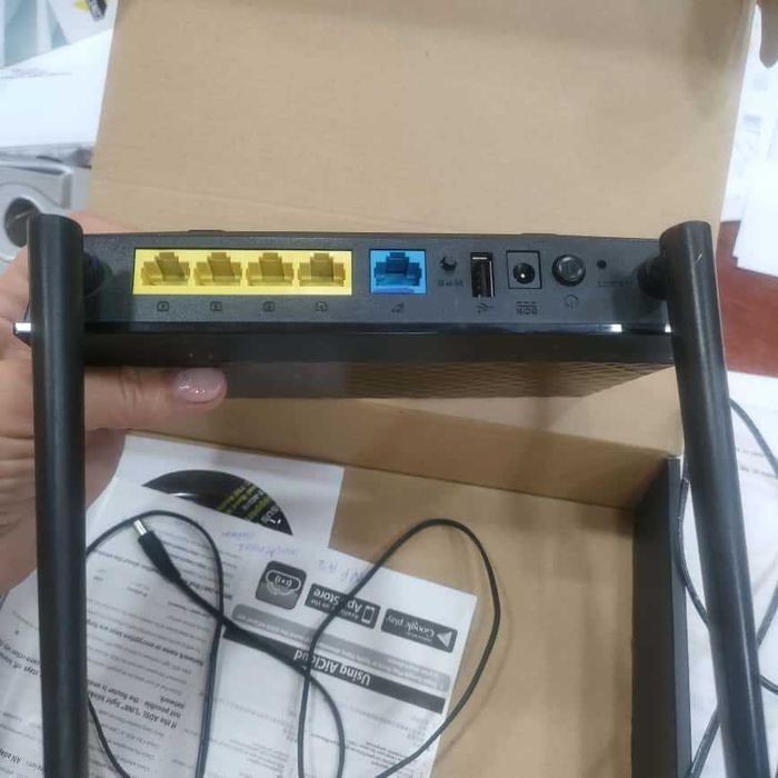 Router Asus RT-AC51U