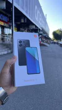 Redmi note 13 8/256gb full black yengi