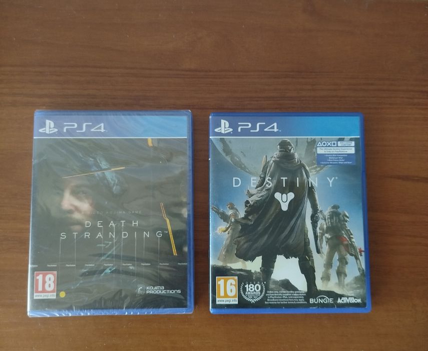 Playstation4 Slim 1TB + 2 игри + стойка + джойстик и кабели