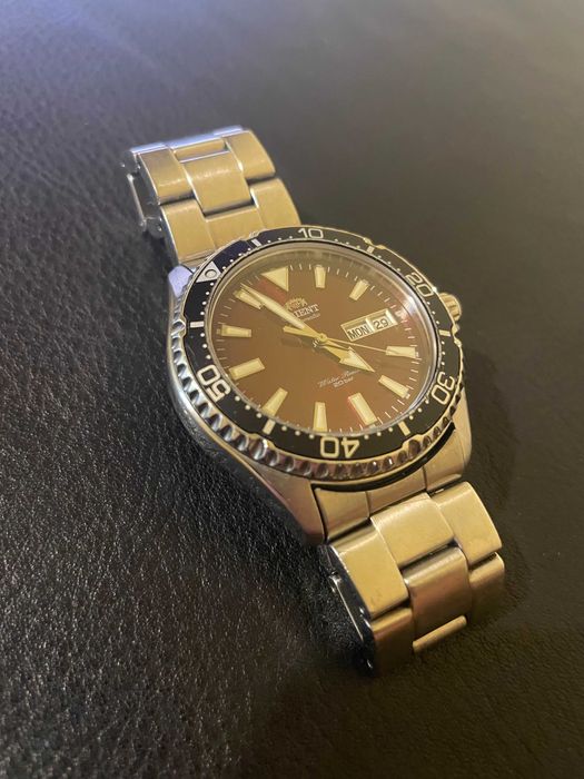 Ceas bărbătesc Orient Kamasu Automatic RA-AA0003R19B (Cadran roșu)