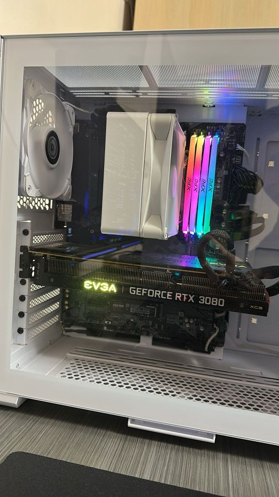 Vand pc gaming i7 10th 3080,periferice logitech monitor acer predator